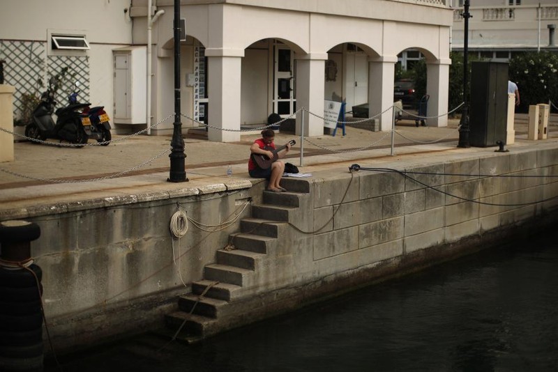 Vung dat Gibraltar dac biet qua anh Reuters-Hinh-7